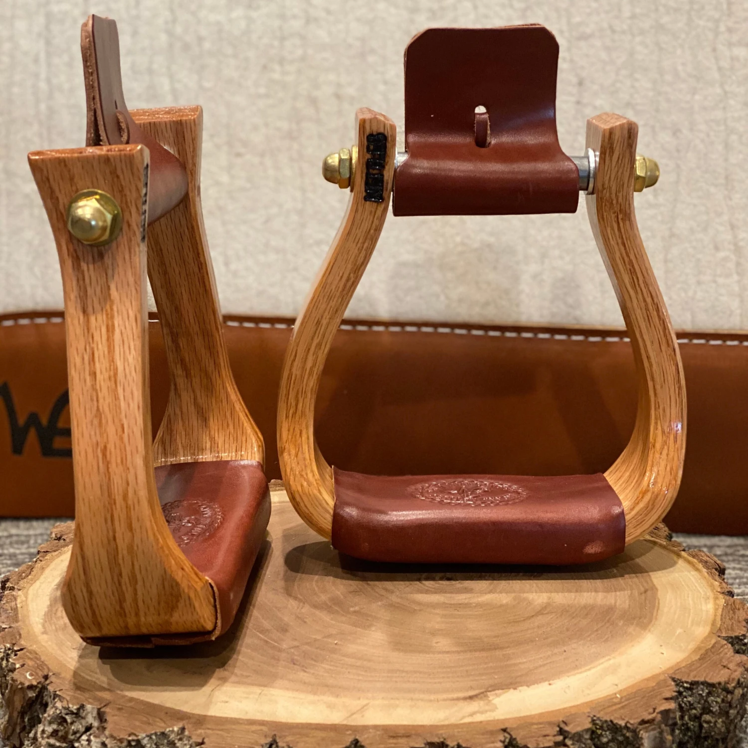 Nettles Stirrups 2" Halfbreed Varnish 2 Nettles Stirrups 2" Halfbreed Varnish - Image 2