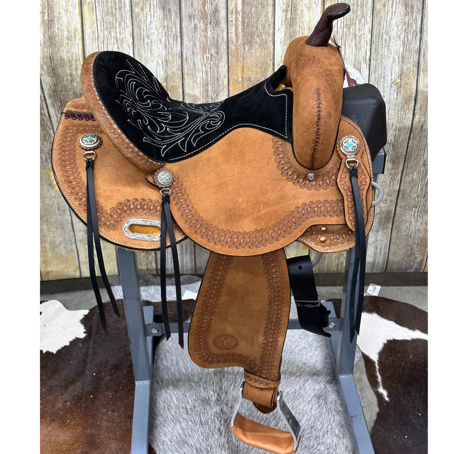 Circle Y 14 Inch Clover Leaf Barrel Saddle 2 Circle Y 14 Inch Clover Leaf Barrel Saddle - Image 2