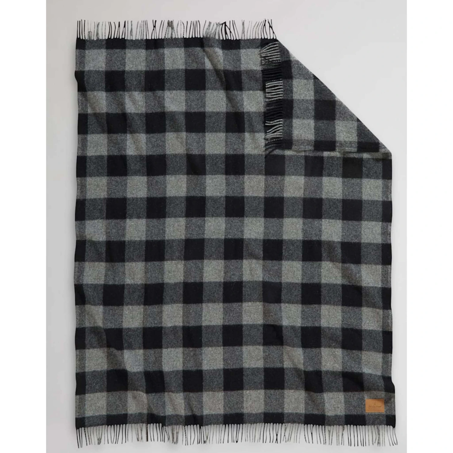 Pendleton Charcoal Motor Robe 3 Pendleton Charcoal Motor Robe - Image 3