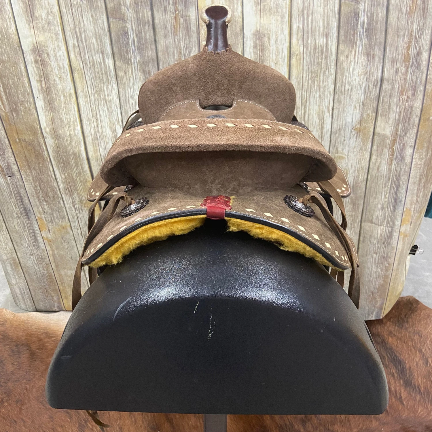 Double T 12 Inch Cheetah Roughout Saddle 6 Double T 12 Inch Cheetah Roughout Saddle - Image 6