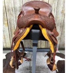 HR Saddlery 15 Inch Cowhorse Pencil Roll Saddle 7 HR Saddlery 15 Inch Cowhorse Pencil Roll Saddle -Western Jeans Store cowhorsefront