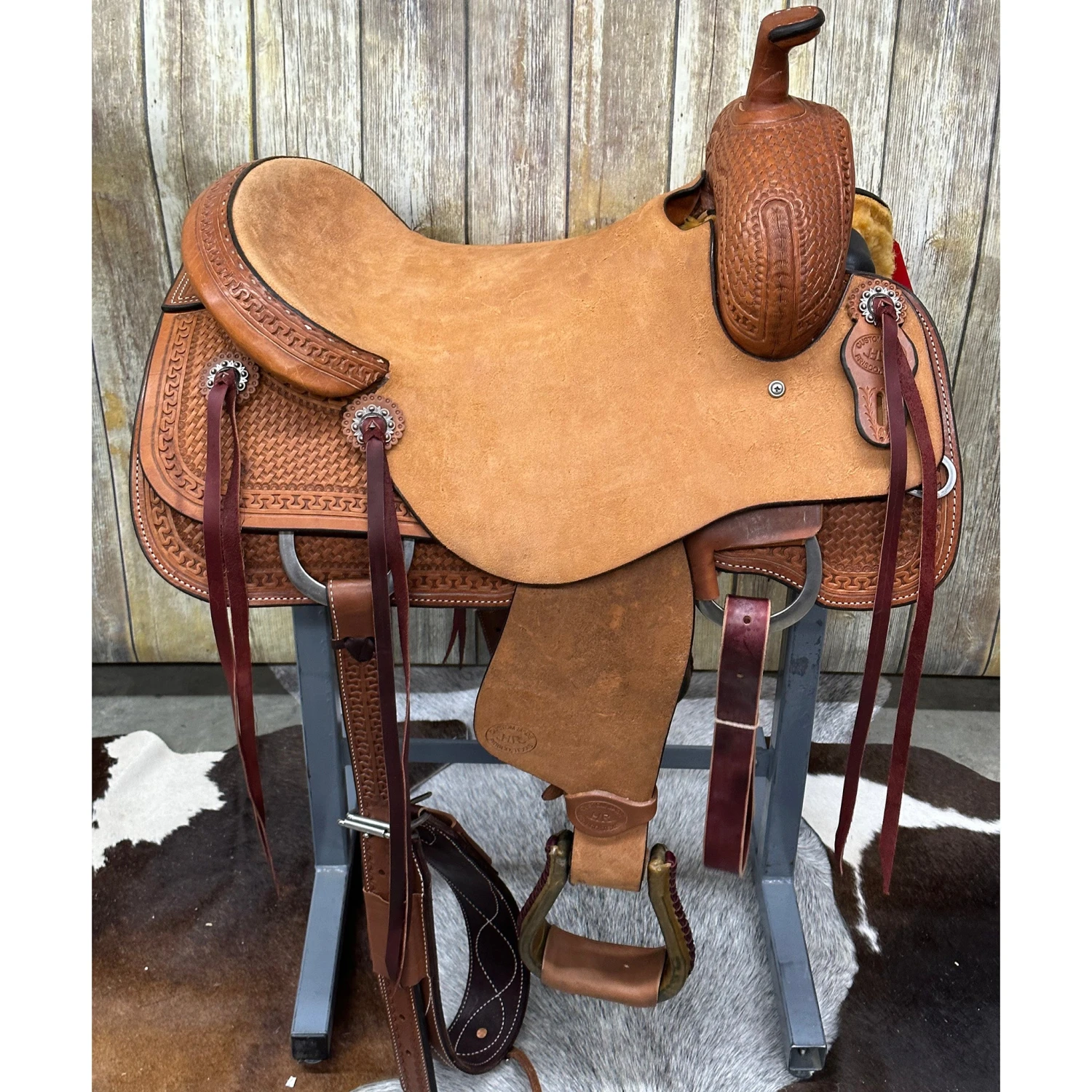HR Saddlery 17 Inch Ranch Cutter Saddle 2 HR Saddlery 17 Inch Ranch Cutter Saddle - Image 2