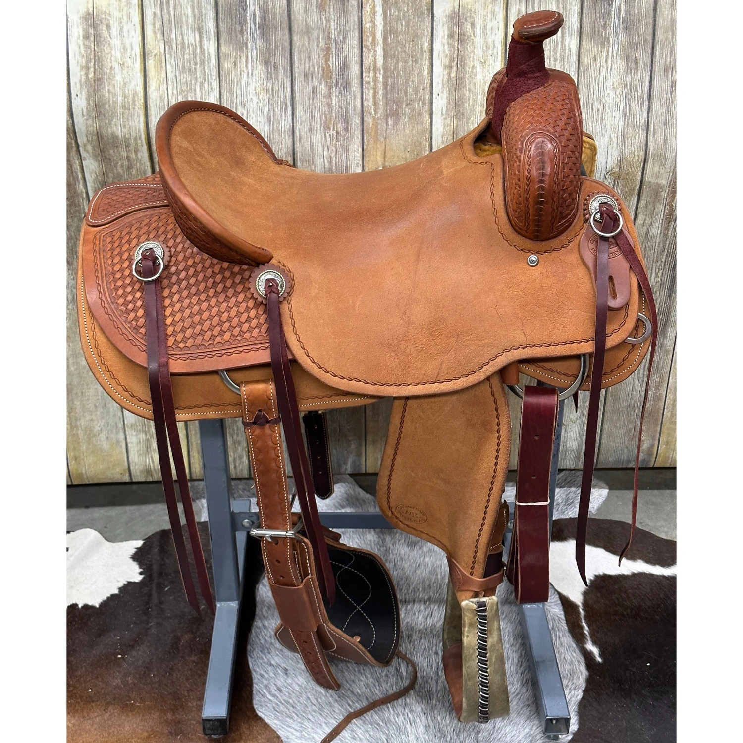 HR Saddlery 17 Inch Ranch Roper Saddle 2 HR Saddlery 17 Inch Ranch Roper Saddle - Image 2